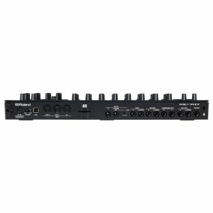Roland MC-707 Groovebox Professional Music Production Workstation Production Tool